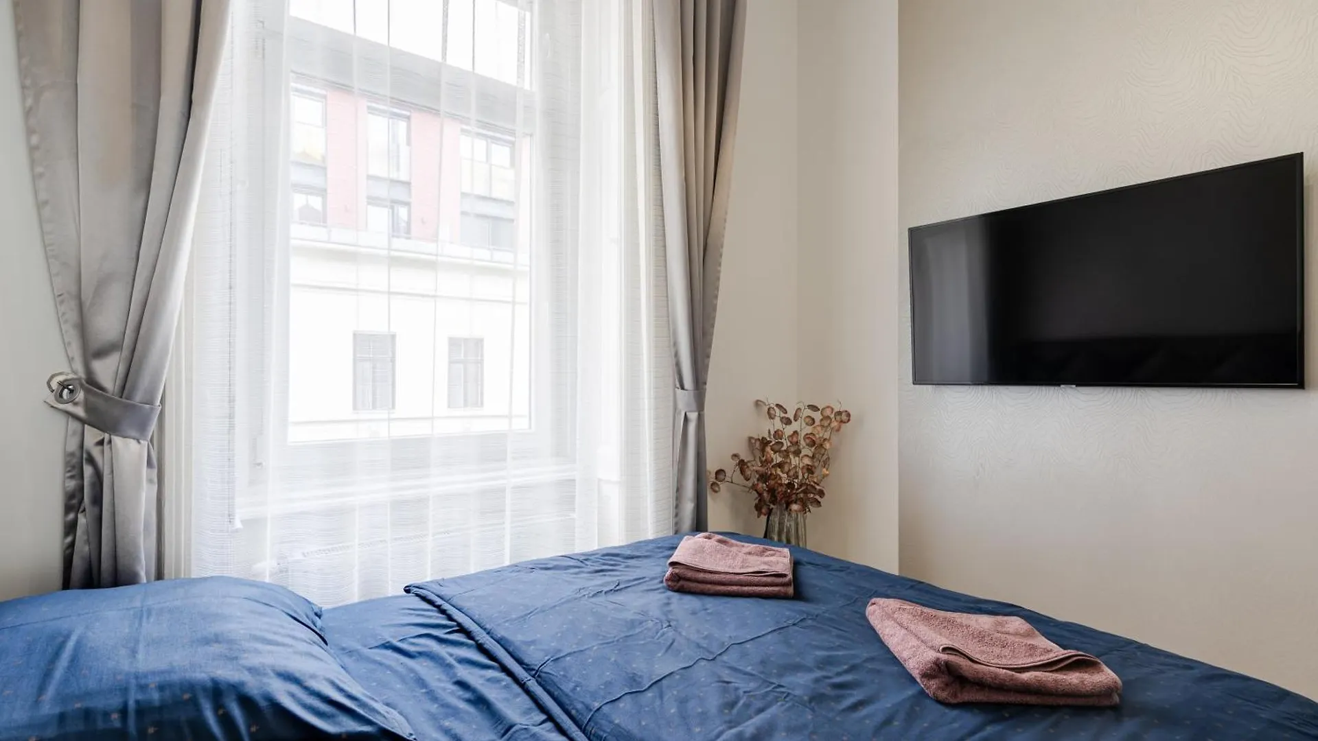 Kiraly 35 Luxury Apartment With Free Parking Budapest