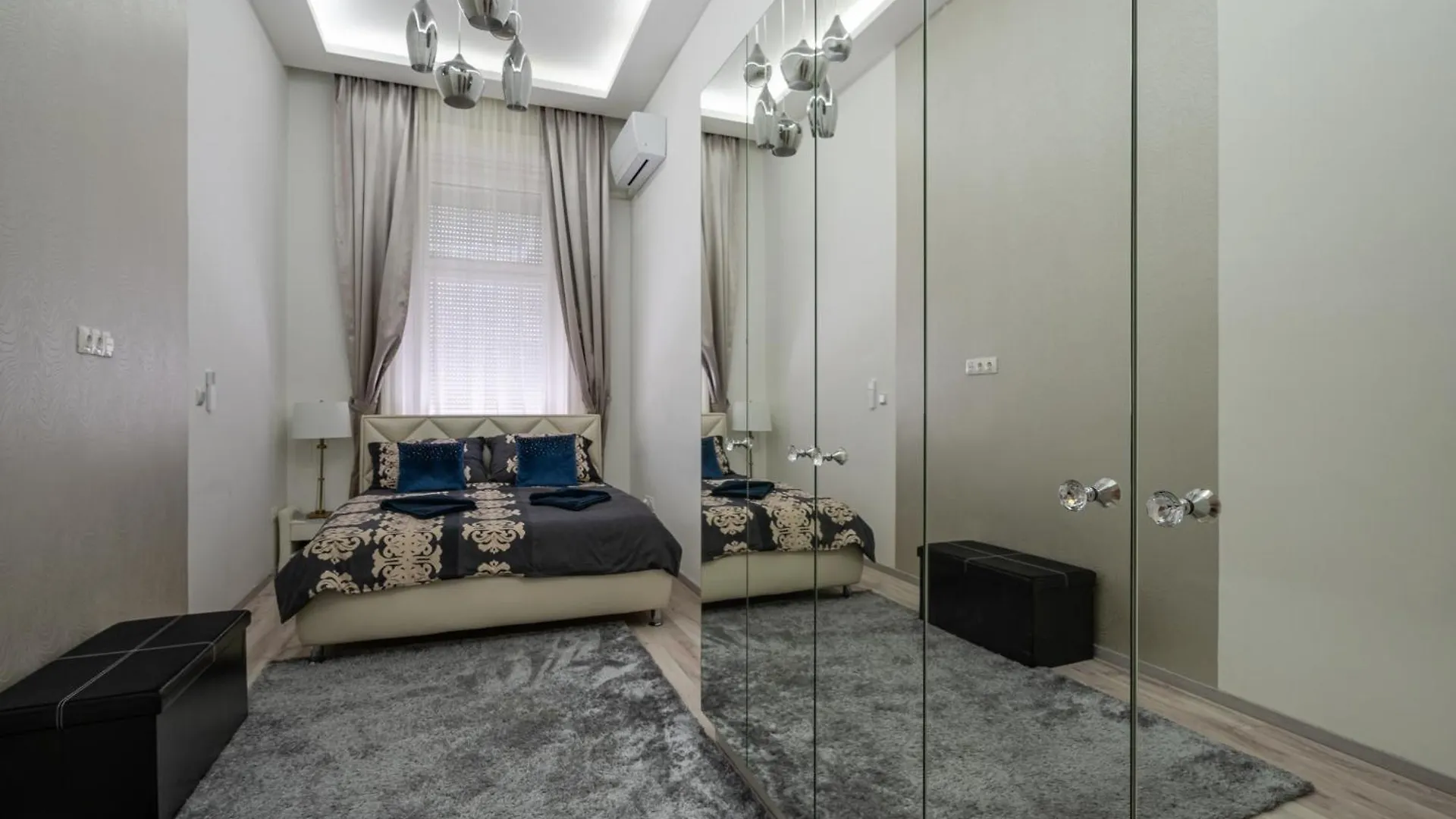 Kiraly 35 Luxury Apartment With Free Parking Budapest Hungary